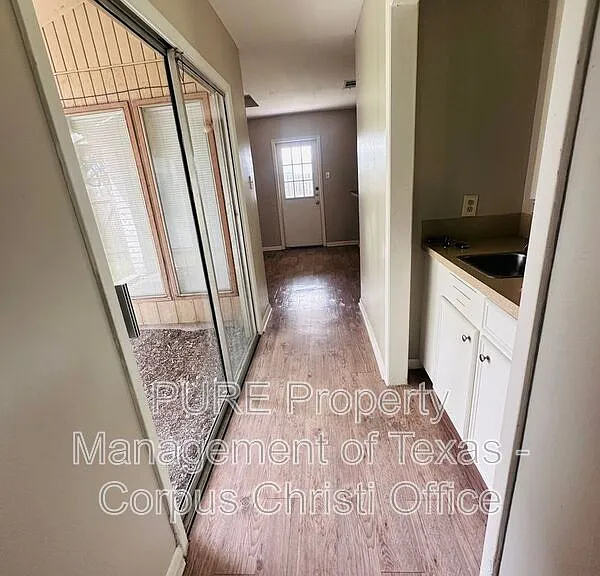 2025 Blue Angel St — Photo 23