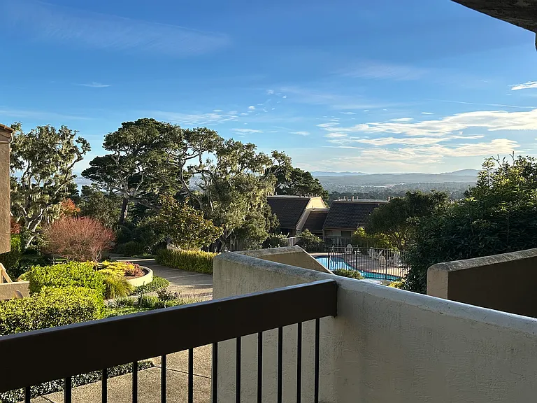 3108 Golden Oaks Ln — Photo 1