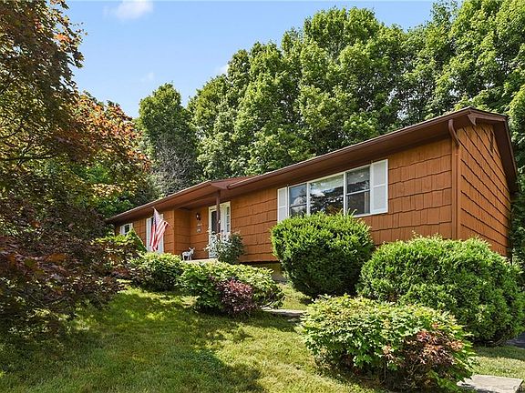 4th image of 3650 Dalewood Ct