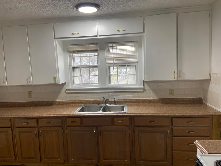 7501 Brooklyn Ave — Photo 6