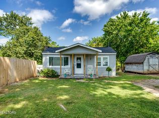 707 Vine Ave, Rockwood, TN 37854