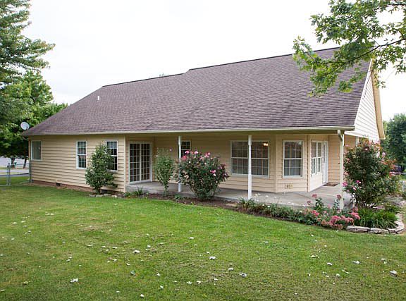 4th image of 102 McKinley Dr