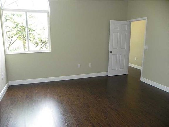 5th image of 5166 Madison Lakes Cir W