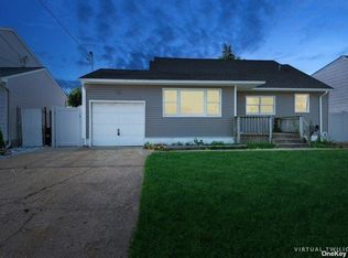105 Justice St, West Babylon, NY 11704