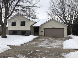 4524 Scarborough Ln NW, Rochester, MN 55901