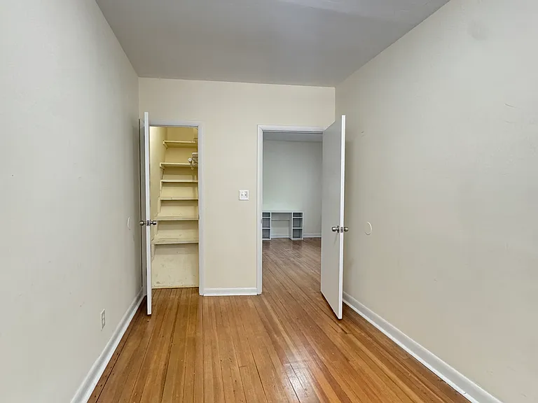 372 Manor Rd #2 — Photo 13