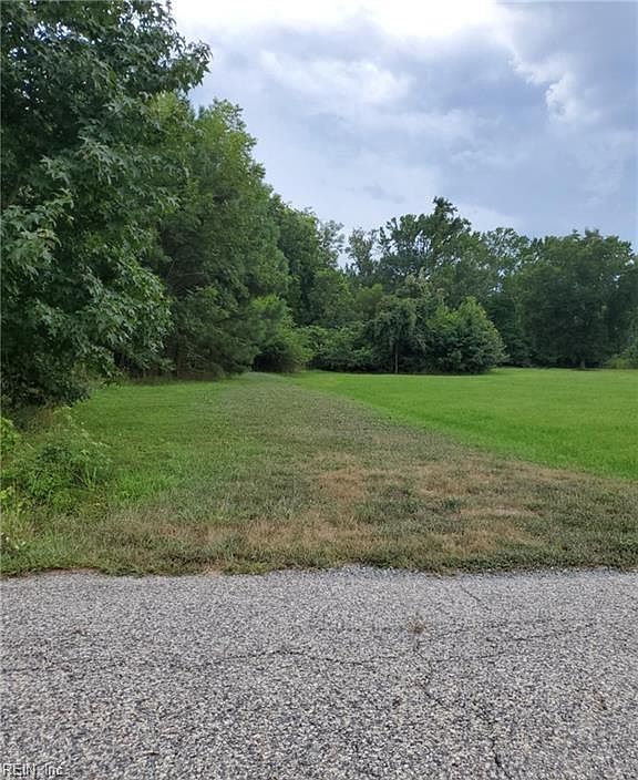 2nd image of 2208 Old Ferry Rd