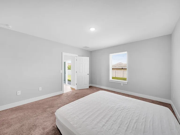 2835 NW Embers Ter — Photo 13