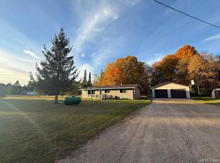 E3712 26th Rd, Chatham, MI 49816