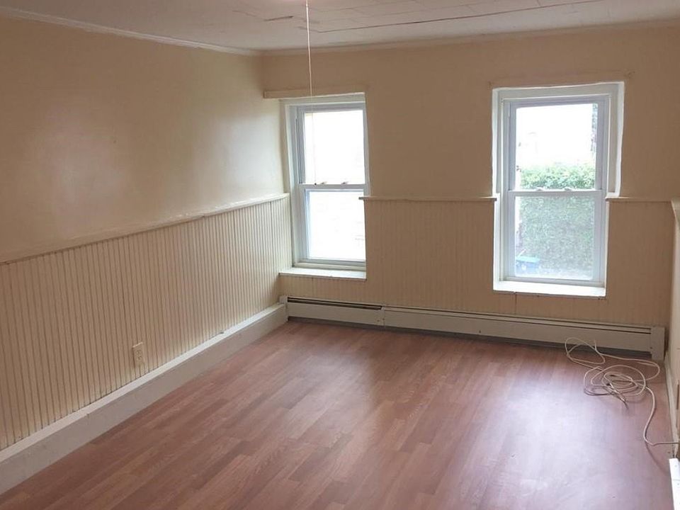 2nd image of 73 Pleasant St