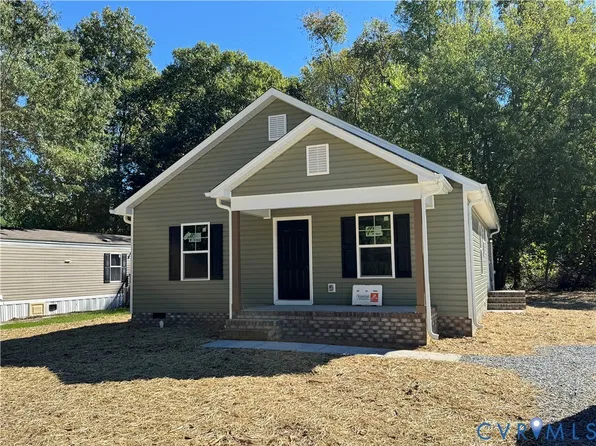 308 New St, Waverly, VA 23890