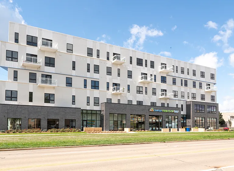 Brio Building — Photo 25