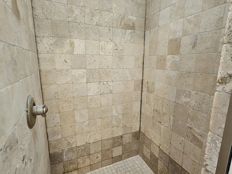 1 Grand Ave #5B — Photo 7