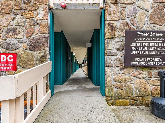 2nd image of 1435 Wiley Oakley Dr APT 161