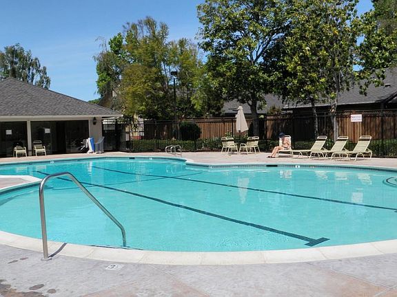 4th image of 1367 Cherrywood Sq