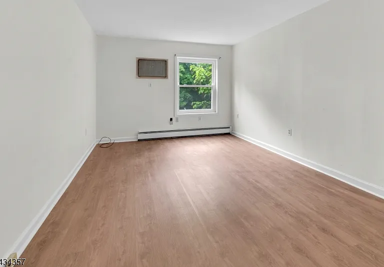 65 Montgomery Ave #U1 — Photo 9