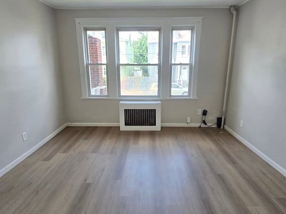 3rd image of 98 Grace St #L1l