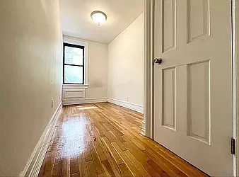 Rented by MOTION New York