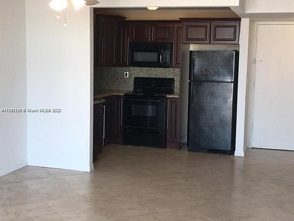 4th image of 16751 NE 9th Ave APT 504