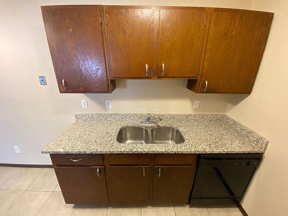 2520 Fairoak Apartment Rentals Anoka, MN Zillow