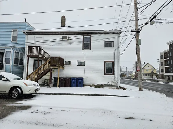 1138 N Shore Rd, Revere, MA 02151