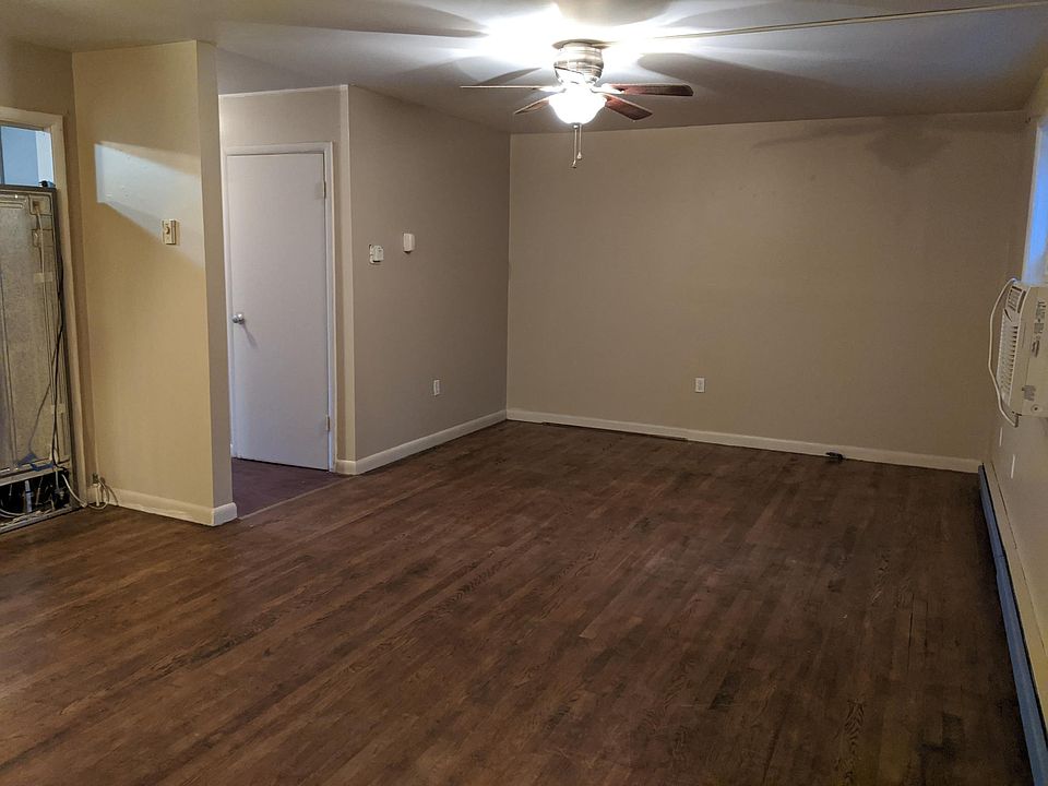 2nd image of 127 Upper Airbase Ln