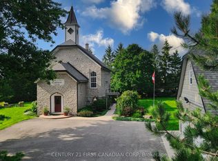 1772 Perth Road 139 Rd #139, Perth South, ON N4X 1C8