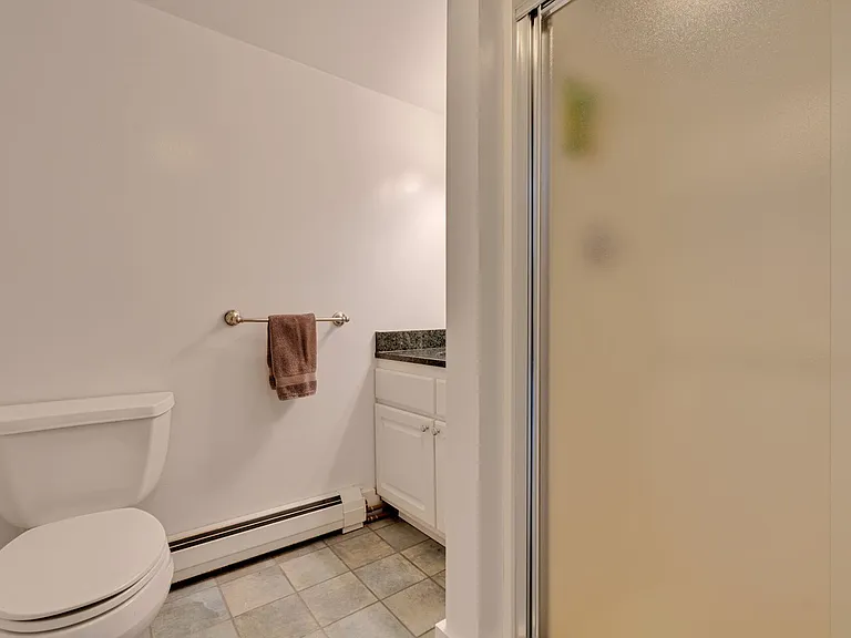 4 Gould Rd — Photo 35