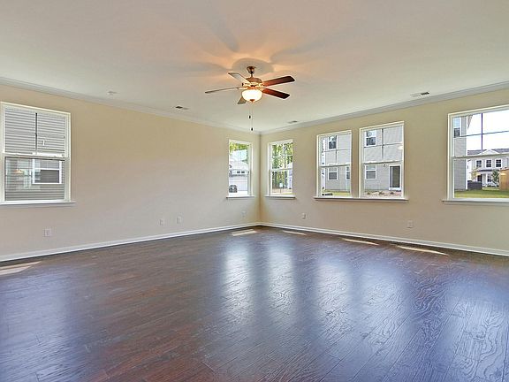 Florence II Living Room