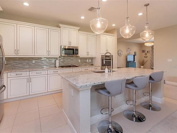 5th image of 1259 Victoria Hills Dr N