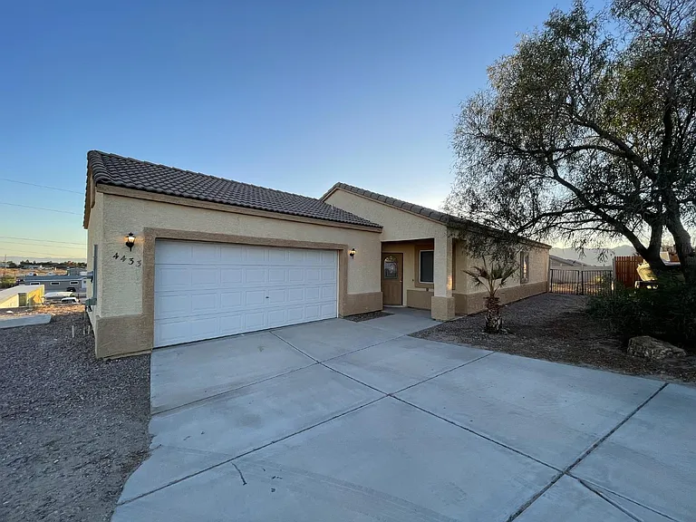 4433 S Via Rialto Ln — Photo 2