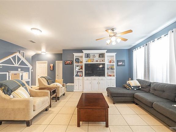 3rd image of 508 Barton Dr