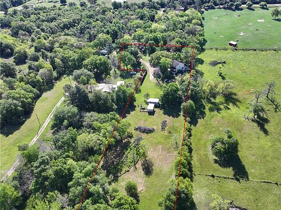 2nd image of 7625 Private Road 2006