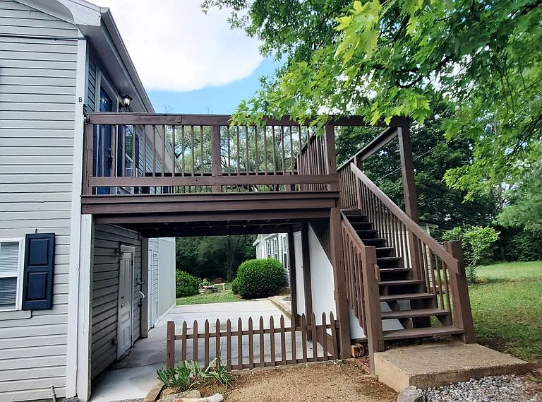 36 Zion Church Rd #B — Photo 8