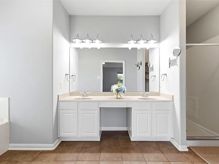 26210 Christen Canyon Ln — Photo 18