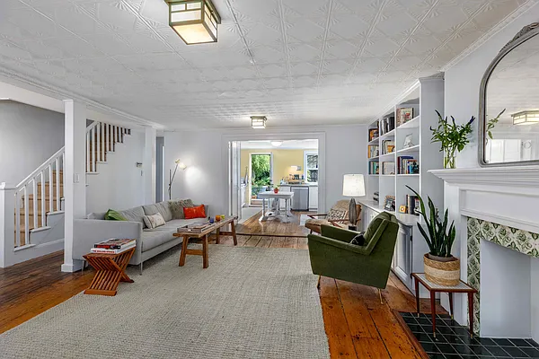 Rented by Douglas Elliman | media 4