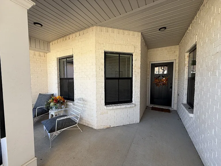 445 Legend Oak Way SW — Photo 6