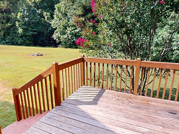 4th image of 114 Running Creek Dr