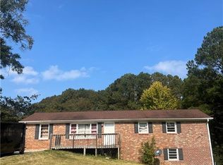 5790 Powder Lake Ln, Powder Springs, GA 30127