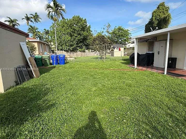 1140 SW 9th St #2 — Photo 11