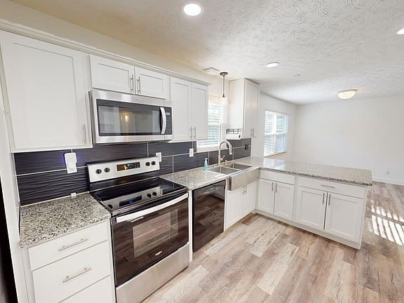 2nd image of 4911 McKenna Ct