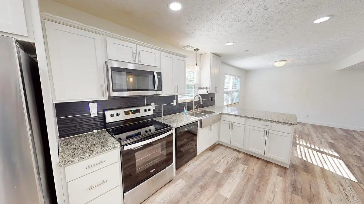 Building Photo - 4911 McKenna Ct