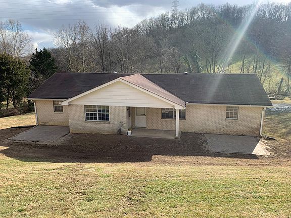 2nd image of 1437 Finnland Dr