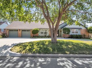 5207 S Irvington Pl, Tulsa, OK 74135