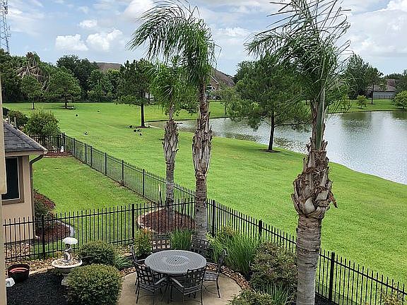 2nd image of 1527 Garden Lakes Dr