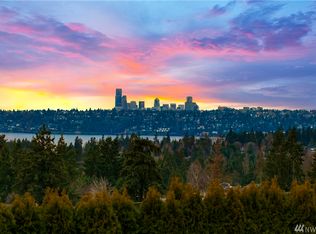 9400 Hilltop Rd, Bellevue, WA 98004