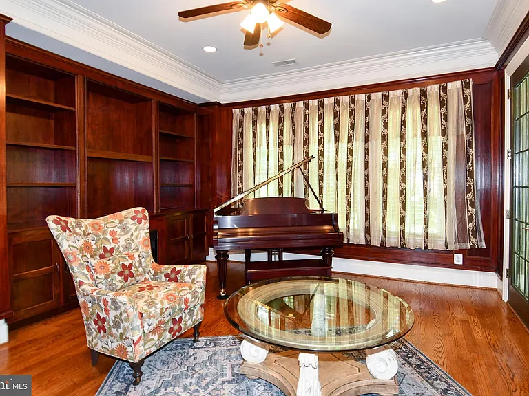 7104 Old Dominion Dr — Photo 13