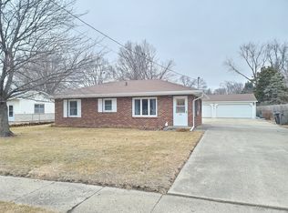 2416 E Sheridan Ave, Des Moines, IA 50317