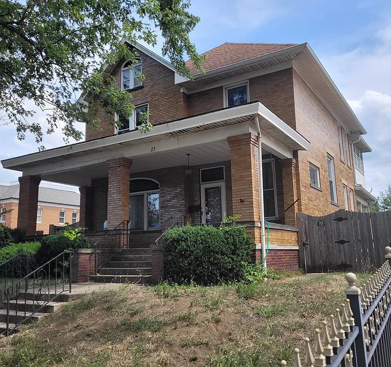 1st image of 27 S Hickory St