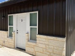 1181 County Road 361, La Vernia, TX 78121